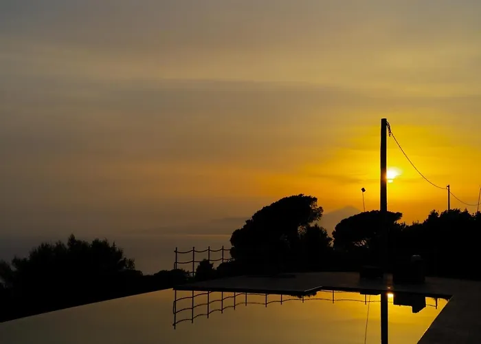 San Giuseppe Relais Bed and Breakfast 4*